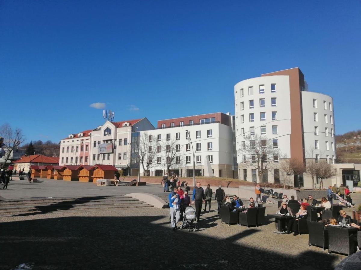 Apartman Viktoria Тузла Экстерьер фото