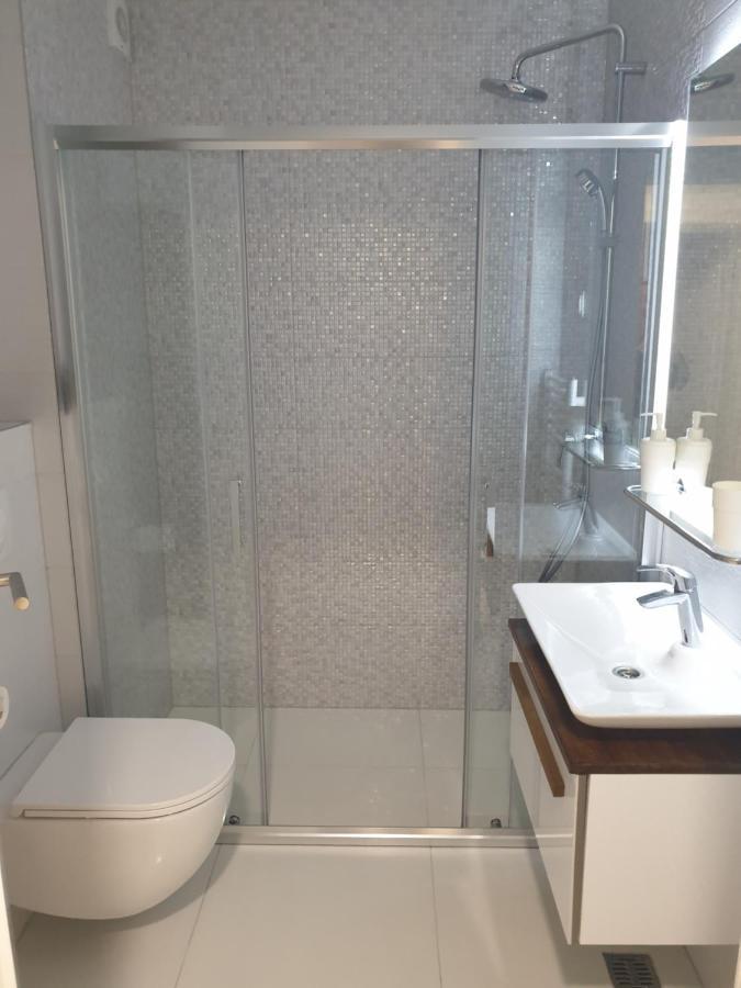 Apartman Viktoria Тузла Экстерьер фото